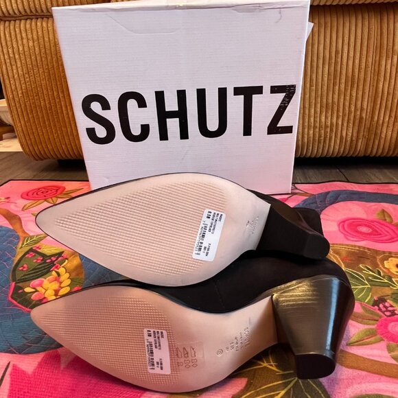BNIB Schutz Mackie Nubuck Leather Bootie, Black, Women's 8.5 - Picture 6 of 9